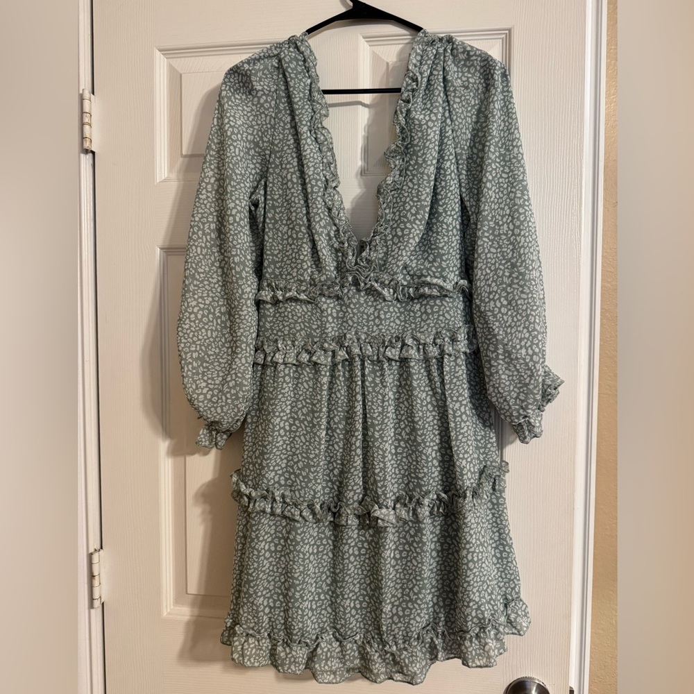 Elegant Green Long Sleeve Dress